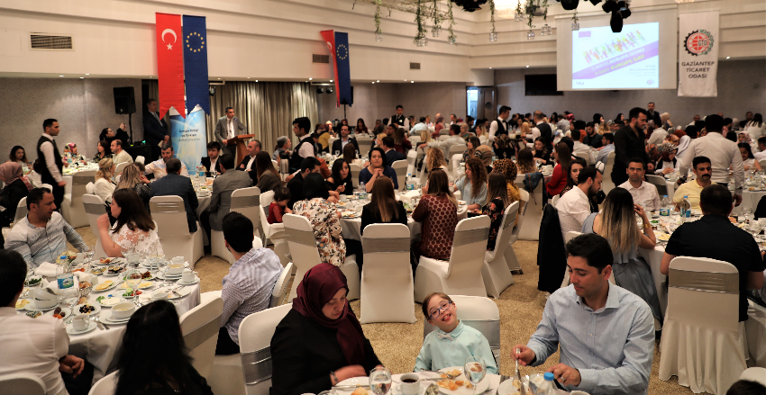 EUROPEAN DAY CELEBRATED WITH FAST-BREAKING MEAL