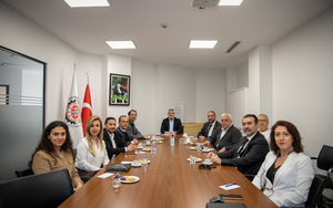 42 No.lu Bilişim Teknolojileri Meslek Komitesi, Gaziantep Sanayi Odasının 34 No'lu Enerji Bilişim Yazılım Firmaları Meslek Komitesi üyelerini ağırladı.